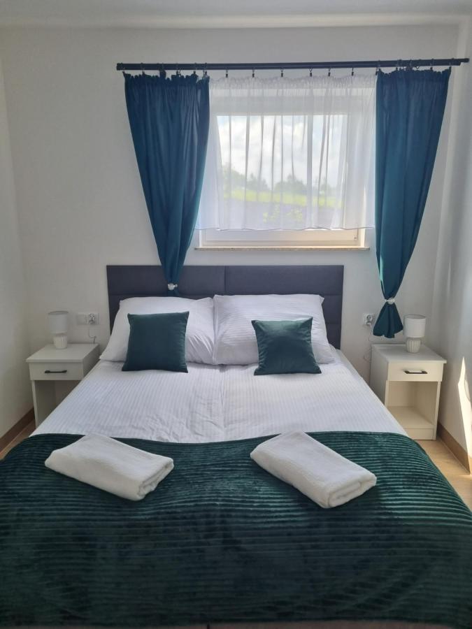 Apartamenty Jelen Pod Grapom Banska Nizna Екстериор снимка